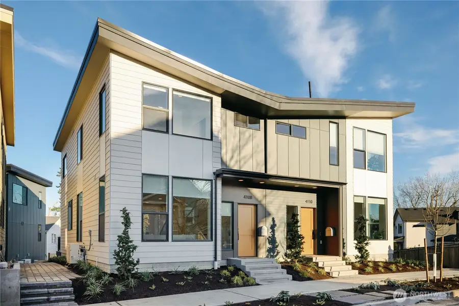 4108 30th Avenue S #7, Seattle, WA 98108 - #2