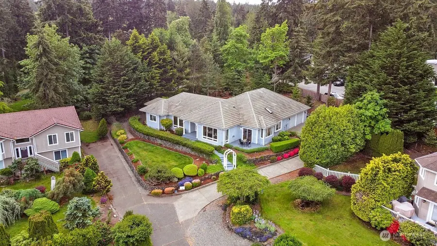 654 9th Court, Fox Island, WA 98333 - #2
