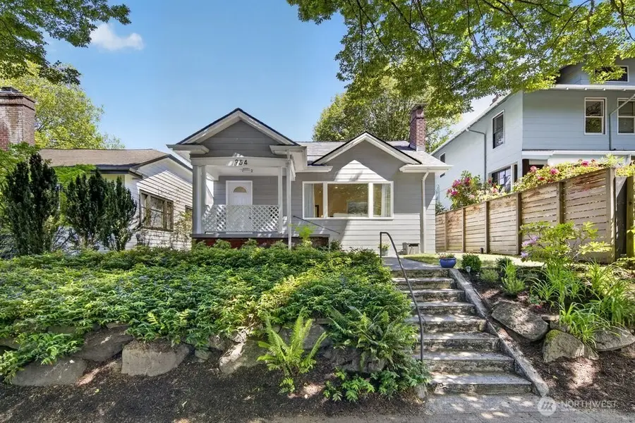 954 19th Avenue E, Seattle, WA 98112 - #2