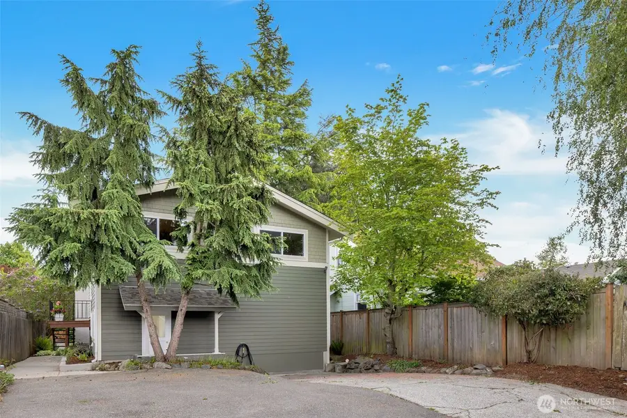 7727 27th Avenue Nw, Seattle, WA 98117 - #2