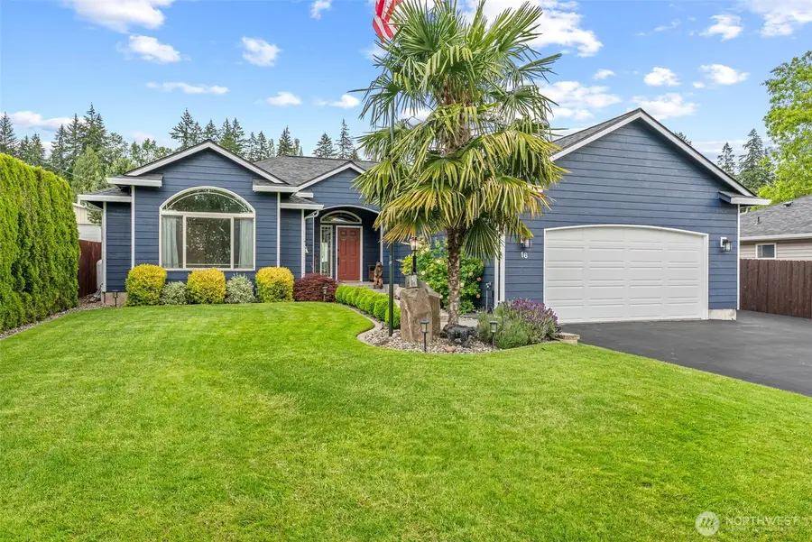 16 Pacific Place, Longview, WA 98632 - #2