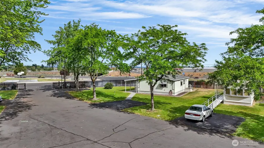 3131 W Wapato Drive #2, Moses Lake, WA 98837 - #2