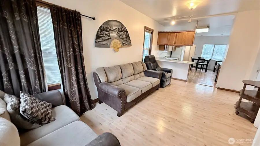 527 S Sullivan Street, Seattle, WA 98108 - #2