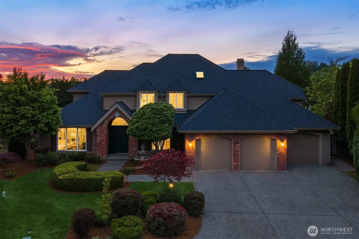 2215 271st Court Se, Sammamish, WA 98075 - #1