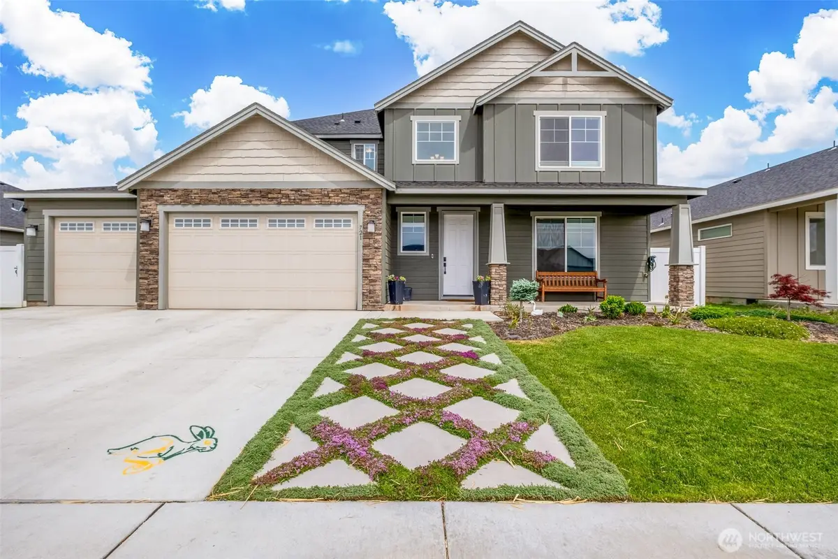 721 J Street Ne, Quincy, WA 98848 - #1