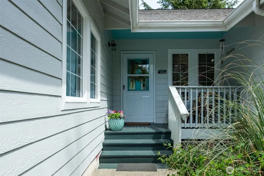 654 Woodland Loop Ne, Ocean Shores, WA 98569 - #2
