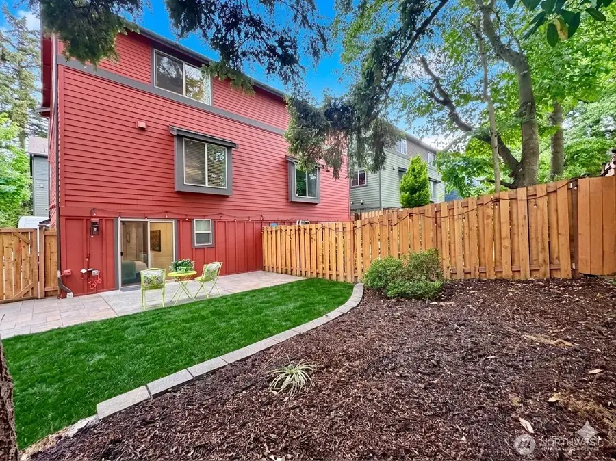 2138 N 113th Street #B, Seattle, WA 98133 - #2