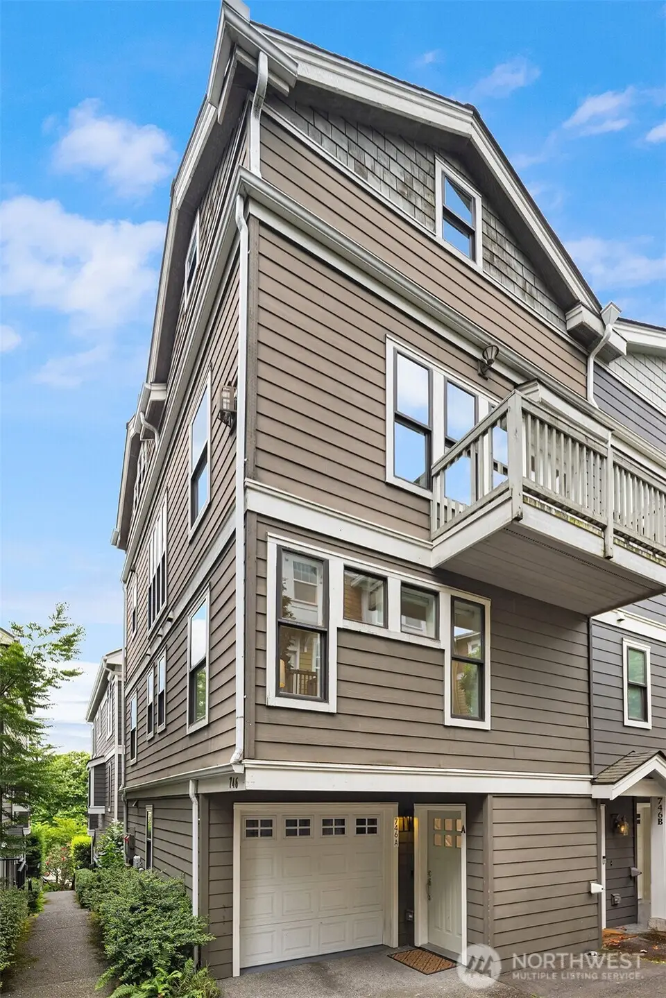 746 Boylston Avenue E #A, Seattle, WA 98102 - #1