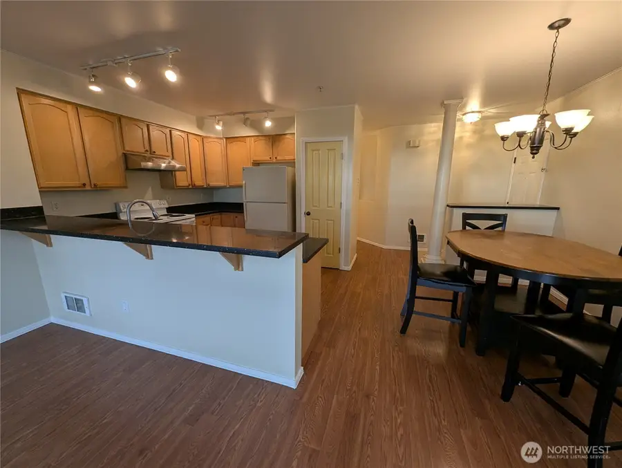 3990 129th Place Se #C106, Bellevue, WA 98006 - #2