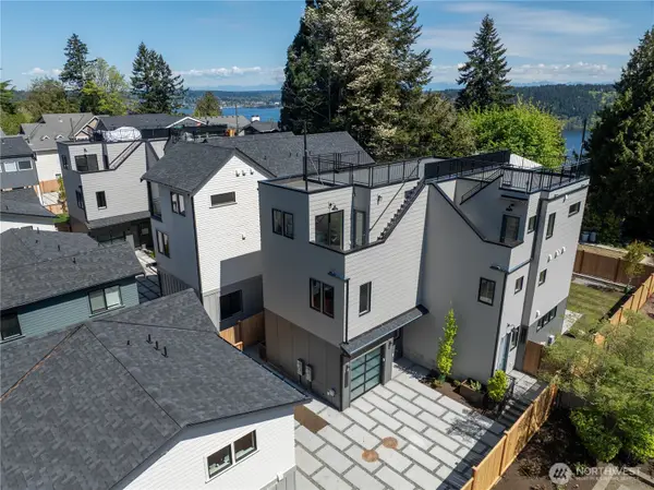 13540 39th Avenue Ne #A, Seattle, WA 98125