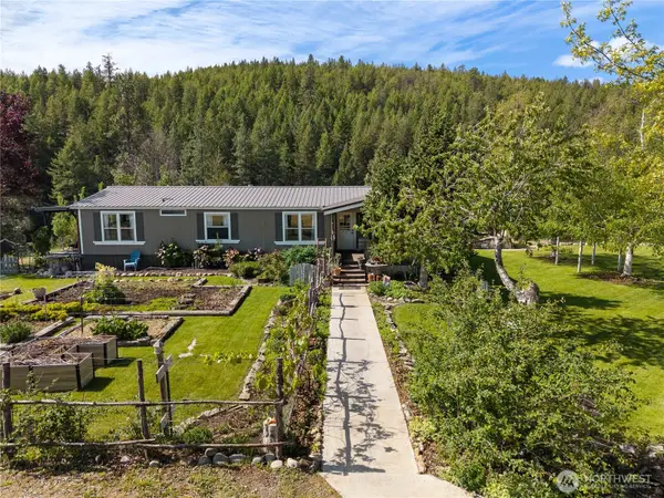 1574 Pine Creek #B, Tonasket, WA 98855