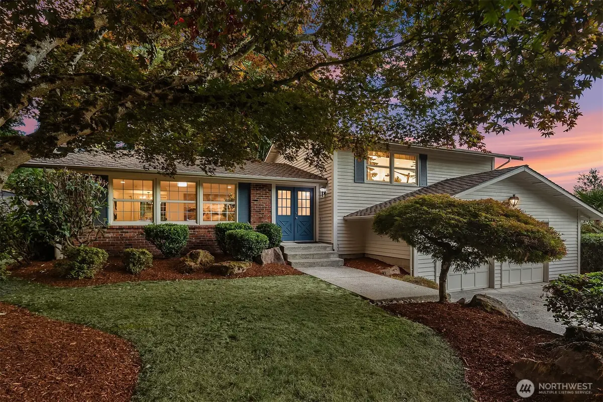 15003 NE 10th Place, Bellevue, WA 98007 - #1