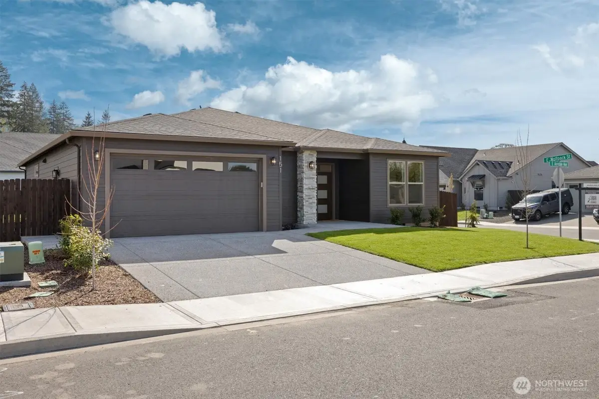 151 E Airedale Avenue, La Center, WA 98629 - #1