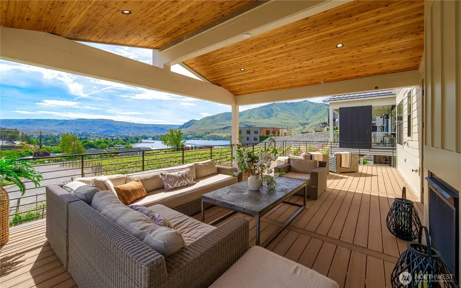 203 Bluebell Court, Chelan, WA 98816 - #2