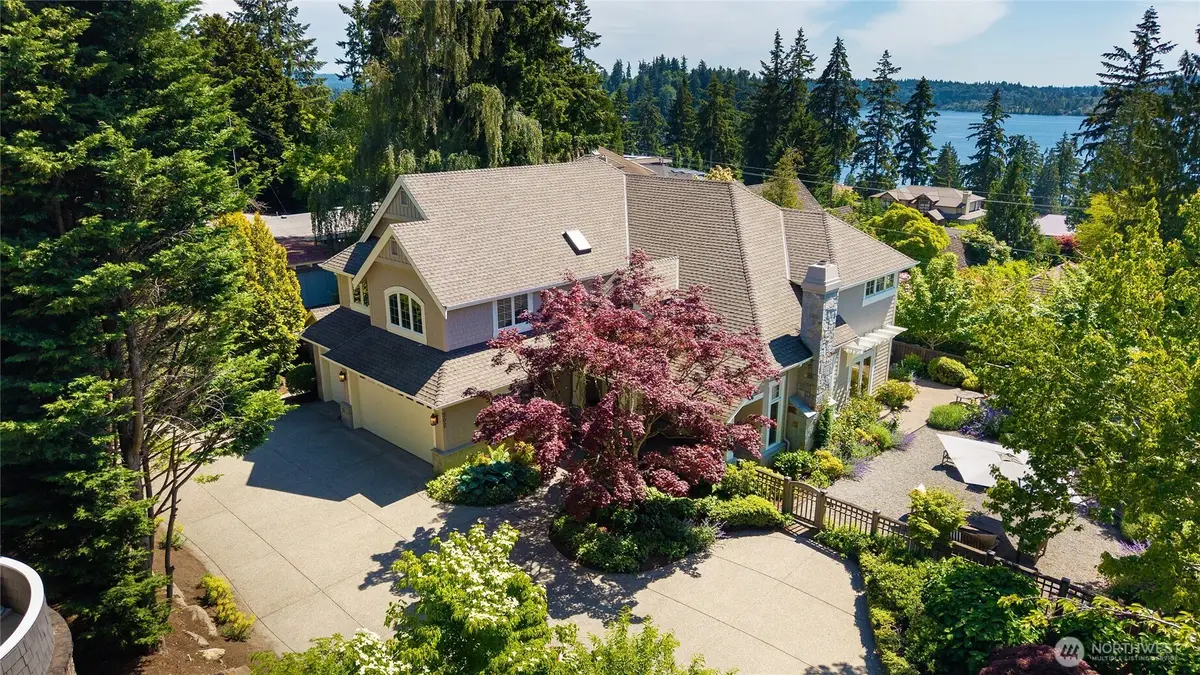 502 95th Avenue Ne, Bellevue, WA 98004 - #1