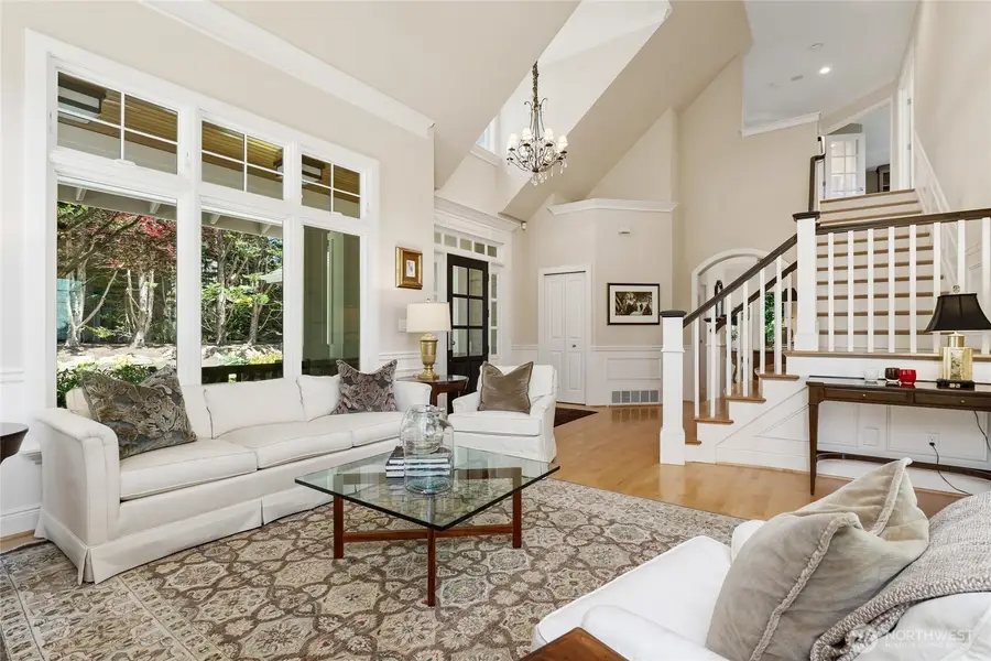 502 95th Avenue Ne, Bellevue, WA 98004 - #3