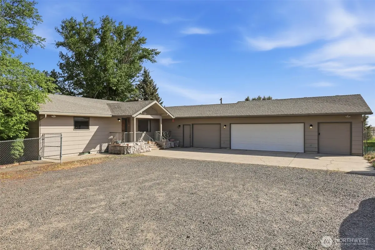 8634 State Route 231 N, Sprague, WA 99032 - #1