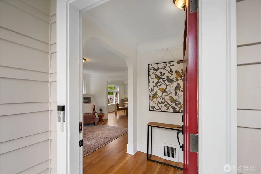 7529 32nd Avenue Nw, Seattle, WA 98117 - #2