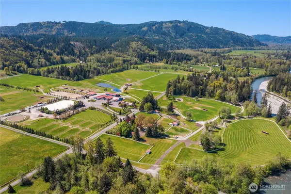 21733 Entsminger Road Ne, Arlington, WA 98223