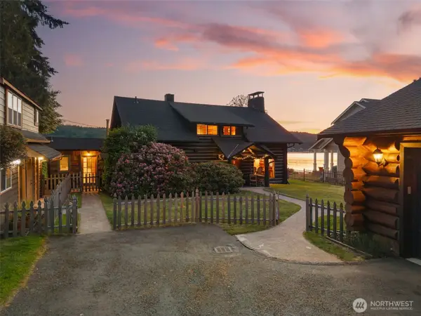 4617 Erlands Point Road Nw, Bremerton, WA 98312