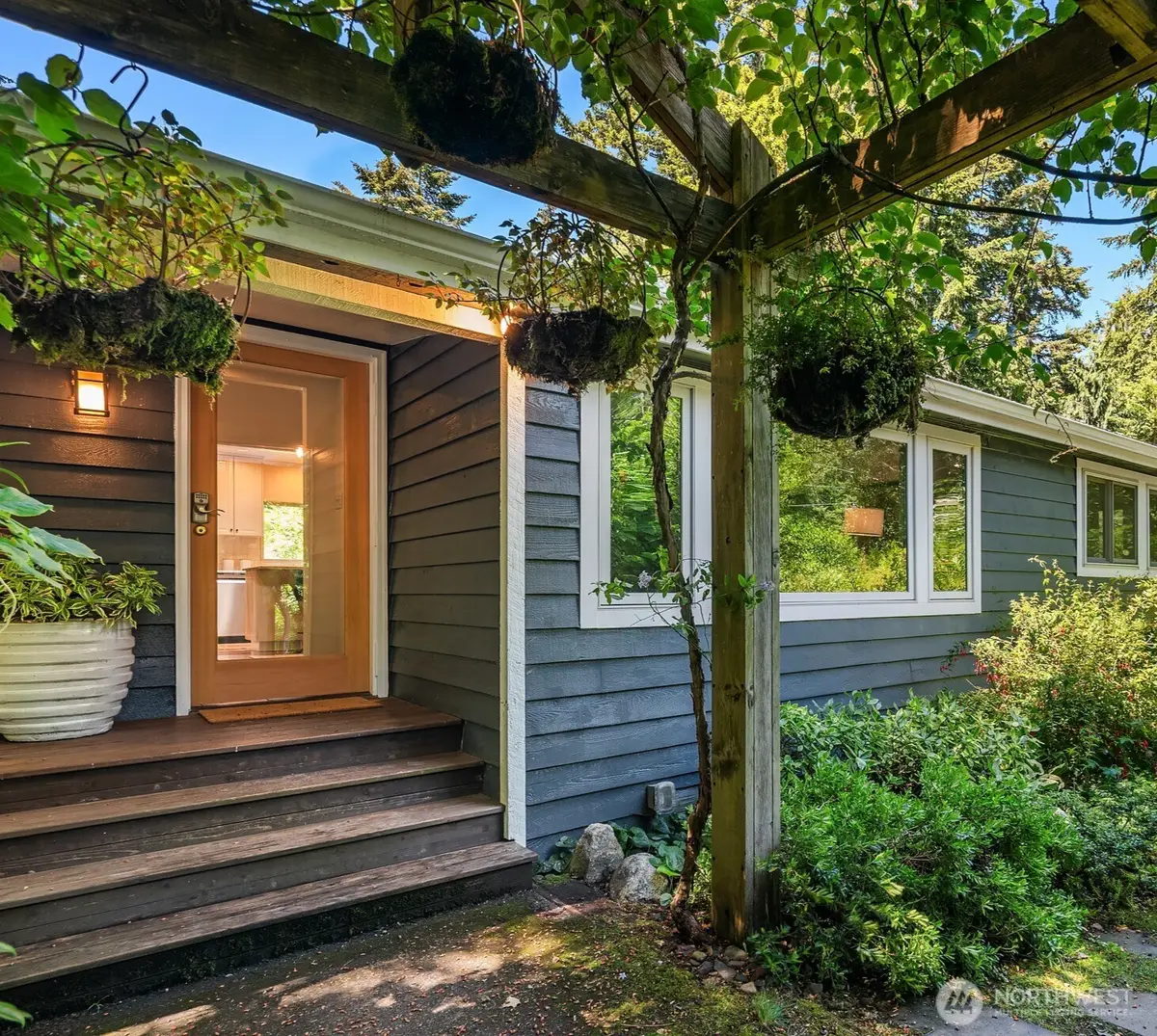 12032 Vashon Highway Sw, Vashon, WA 98070 - #1