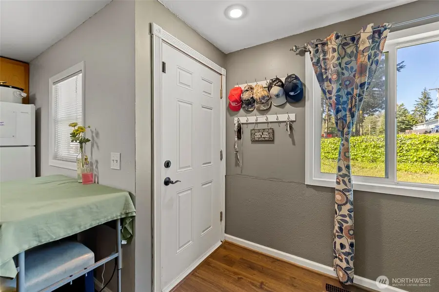 583 Salal Street, Oak Harbor, WA 98277 - #3