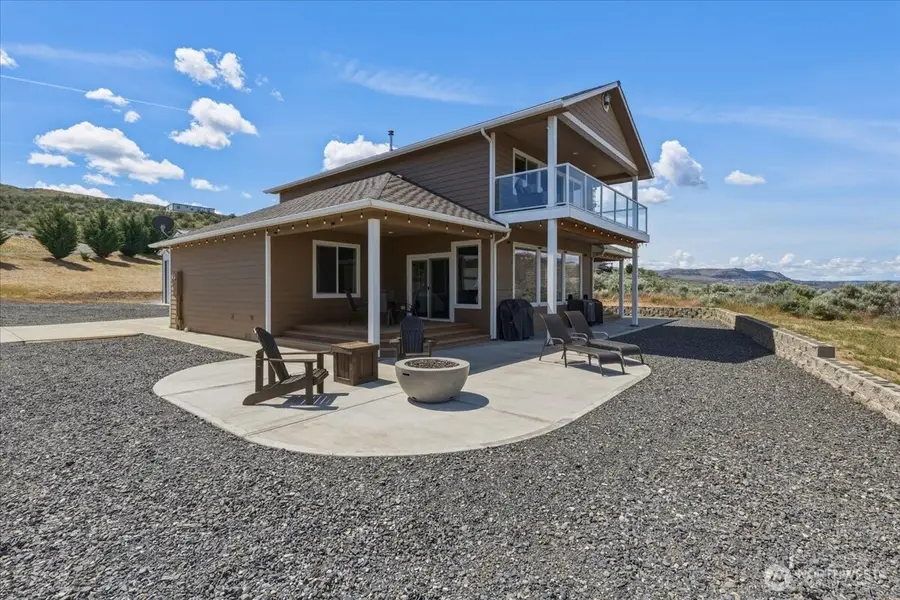 4265 Plum Pt. E, Grand Coulee, WA 99133 - #2