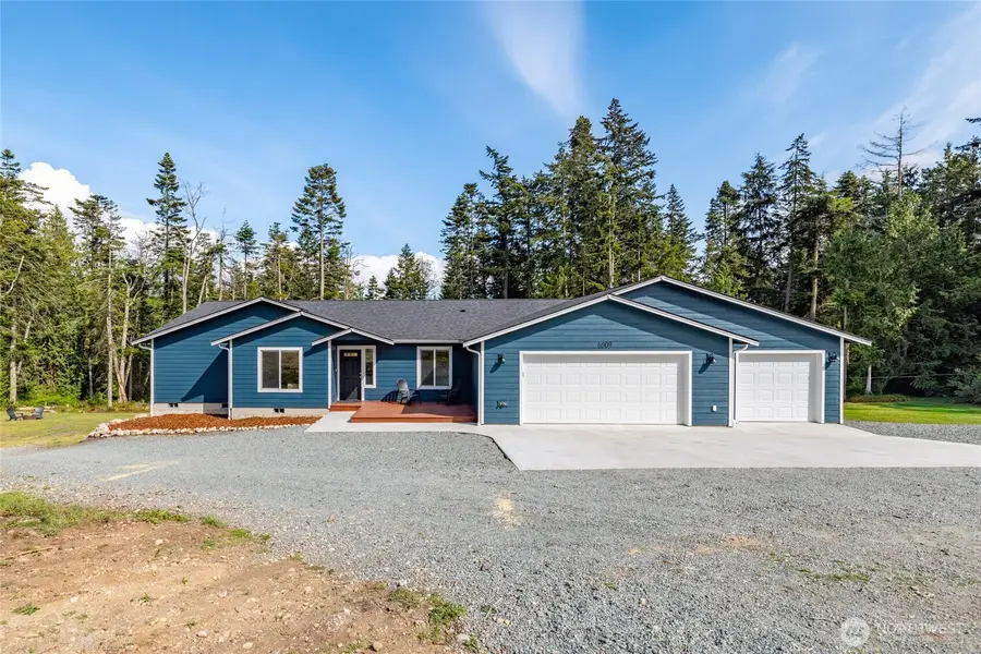 6809 Carolina Street, Anacortes, WA 98221 - #2
