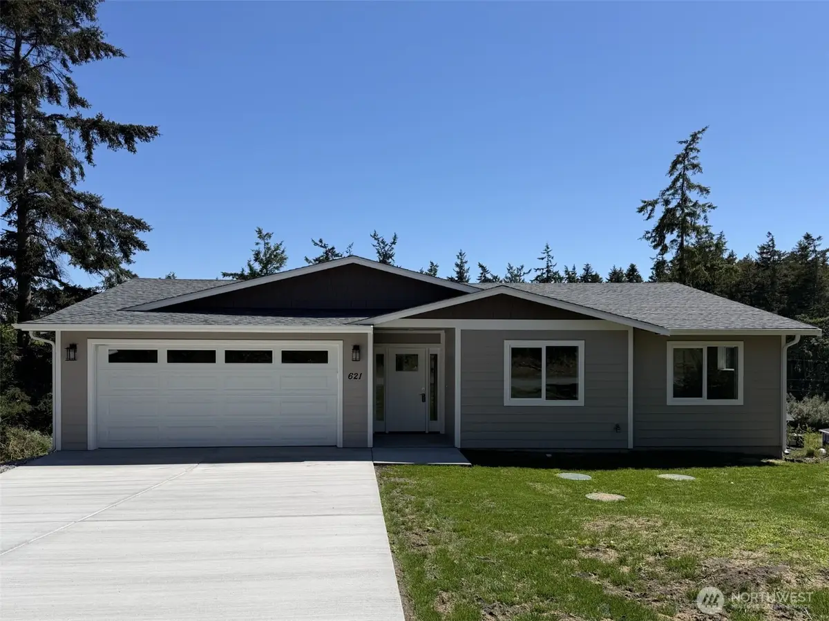 621 La Fiesta Street, Coupeville, WA 98239 - #1