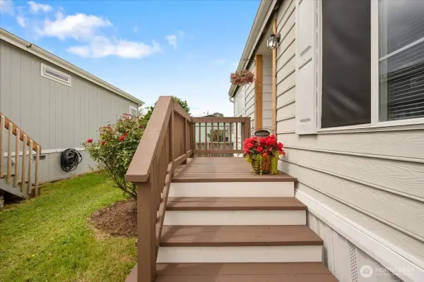 300 Park Avenue #18, Buckley, WA 98321