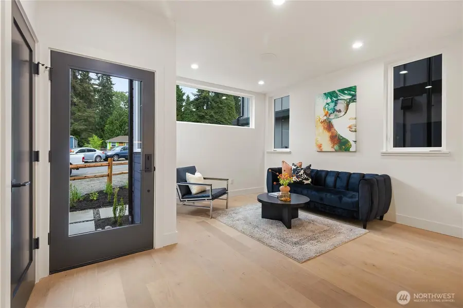 12032 Hiram Place Ne, Seattle, WA 98125 - #3