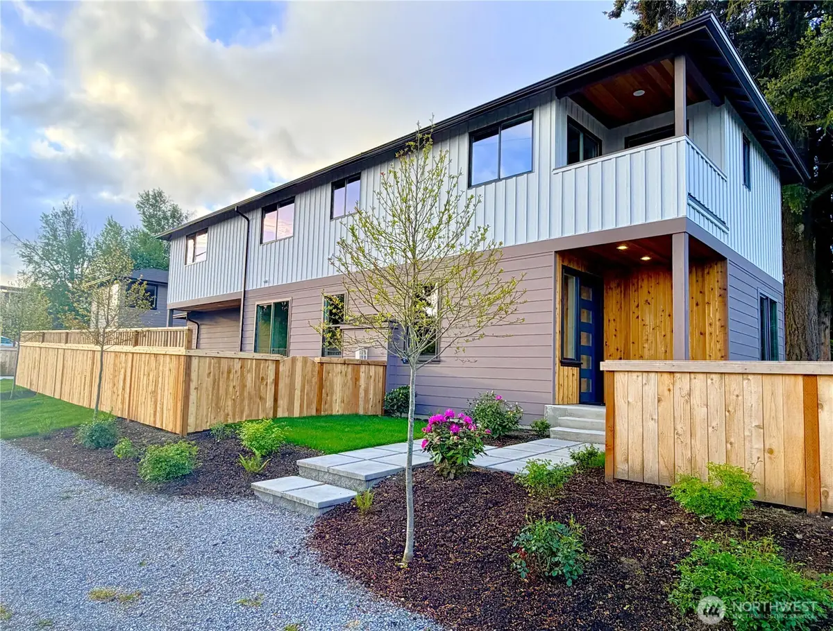 10202 44th Avenue Sw, Seattle, WA 98146 - #1