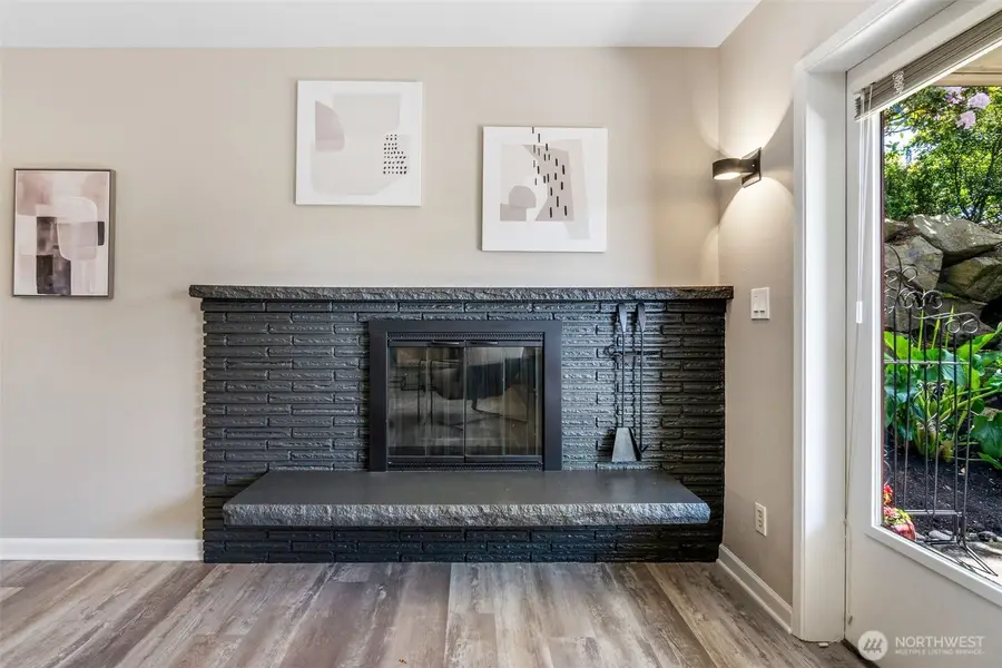 75 E Lynn Street #B, Seattle, WA 98102 - #3
