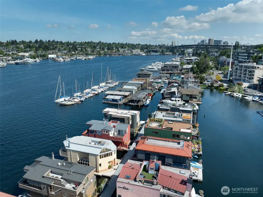 10 E Roanoke Street #8, Seattle, WA 98102 - #3