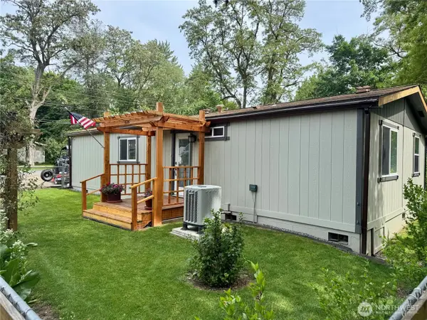 626 E Richmond Avenue, Dayton, WA 99328