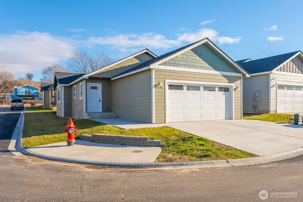 123 E 9th Avenue #50, Moses Lake, WA 98837