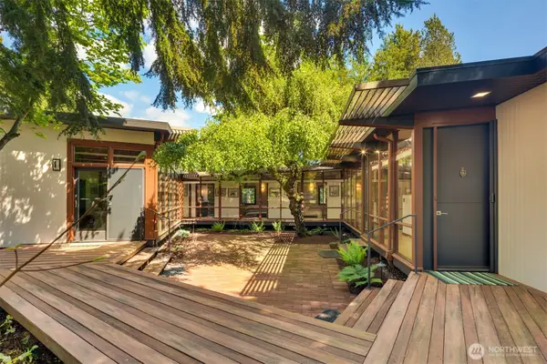 1360 SW 175th Street, Normandy Park, WA 98166