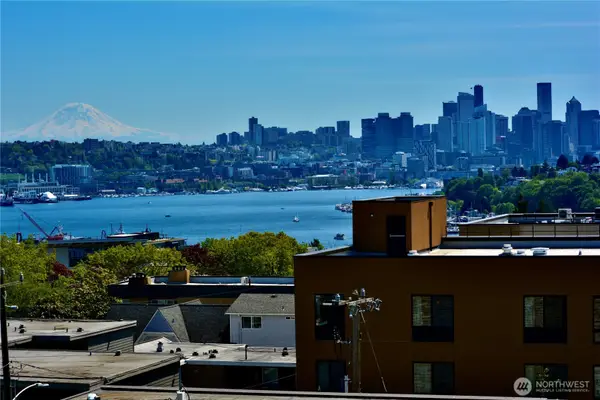 4020 Aurora Avenue N #304, Seattle, WA 98103