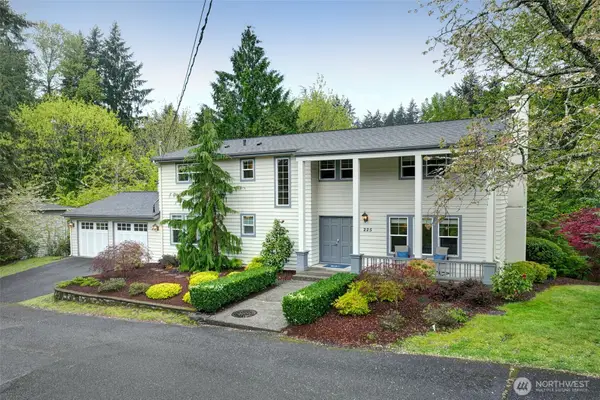225 131st Avenue Ne, Bellevue, WA 98005