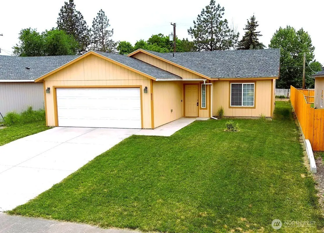 511 S Main Street, Warden, WA 98857 - #1