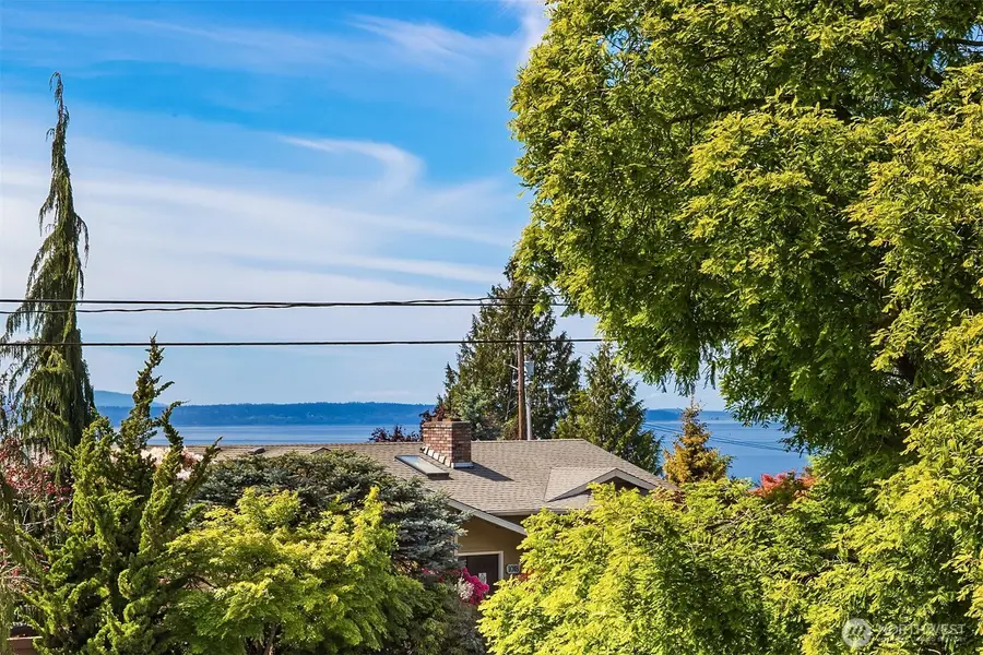 1033 8th Avenue S, Edmonds, WA 98020 - #2