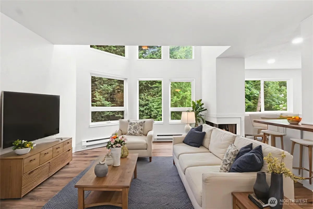 3423 W Government Way #8, Seattle, WA 98199 - #1