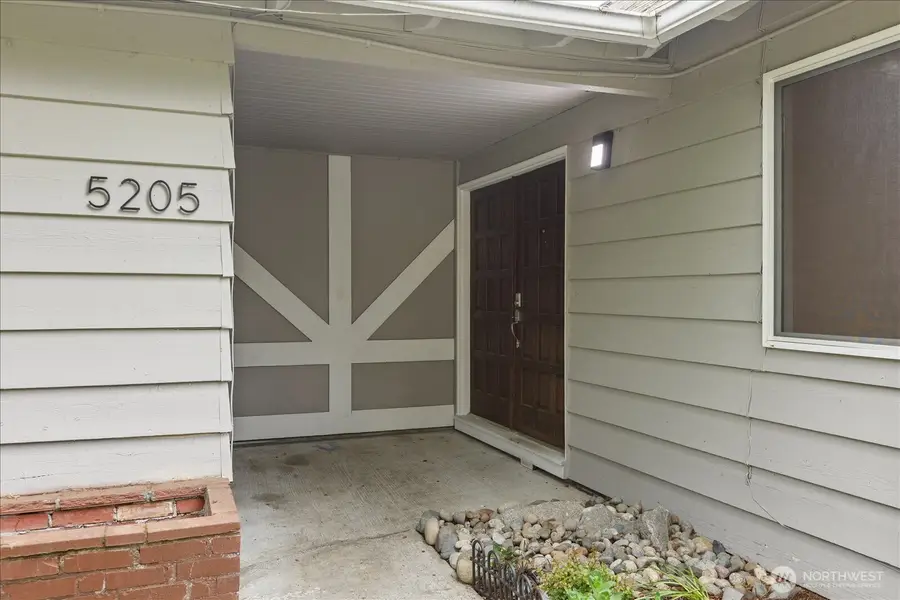 5205 173rd Place Sw, Lynnwood, WA 98037 - #2
