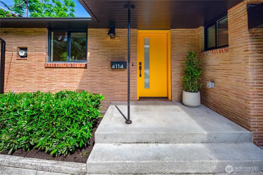 4114 48th Avenue S, Seattle, WA 98118 - #2