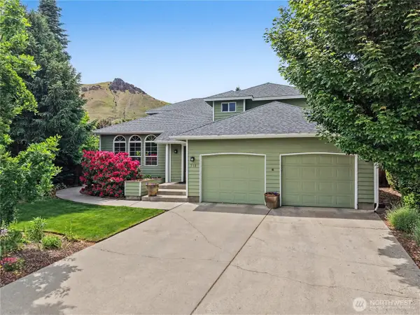718 Kriewald Court, Wenatchee, WA 98801