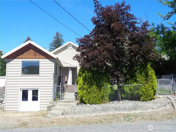 926 4th Avenue S, Okanogan, WA 98840