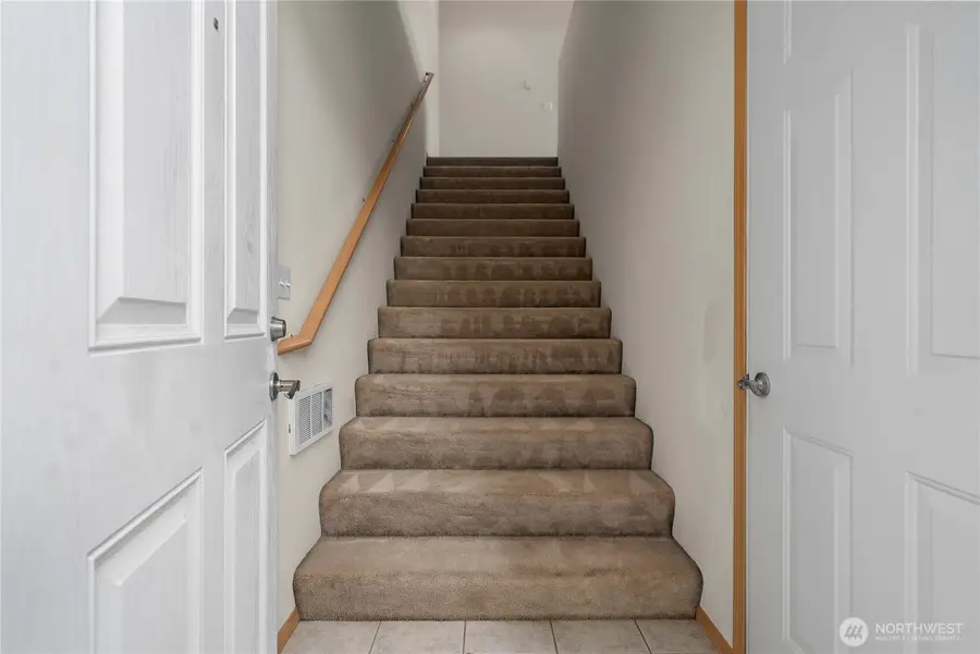 2045 Bob's Hollow Lane #C, Dupont, WA 98327 - #2