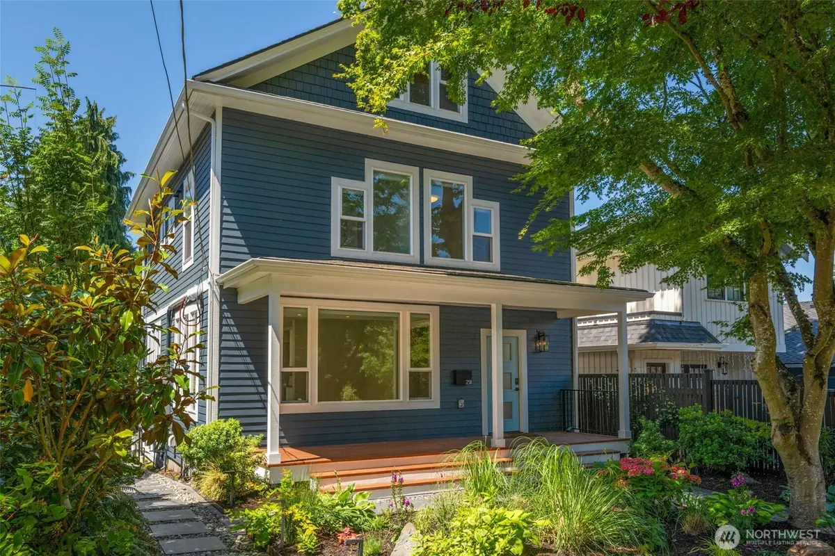 2511 2nd Avenue W, Seattle, WA 98119 - #1