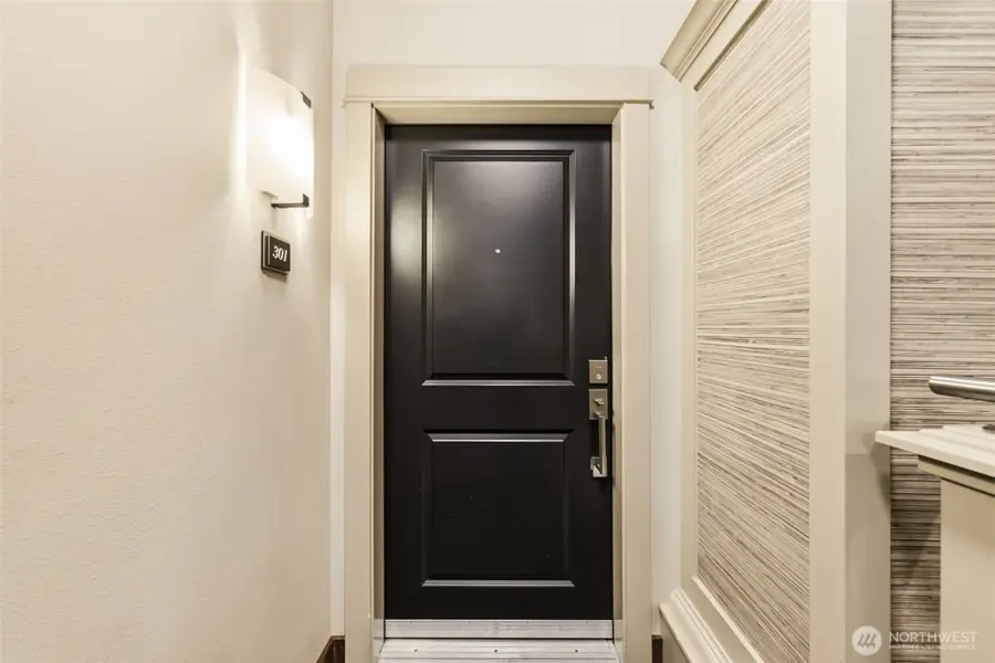 8850 Redmond Woodinville Road Ne #301, Redmond, WA 98052 - #2