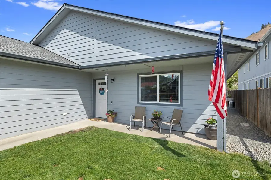200 W Pleasant Avenue, Cashmere, WA 98815 - #3